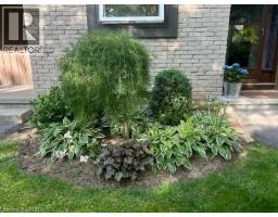 215 GLAMIS Road UnitNo. 27 - 32