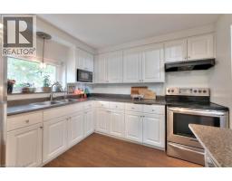 215 GLAMIS Road UnitNo. 27 - 8