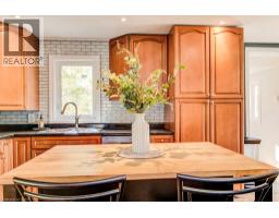 53 MADDISON Street E - 10