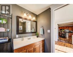 53 MADDISON Street E - 25