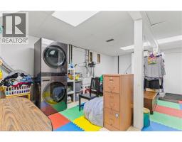 253 BENESFORT Crescent - 32