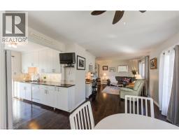 202 NORWICH Avenue - 10