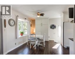 202 NORWICH Avenue - 7