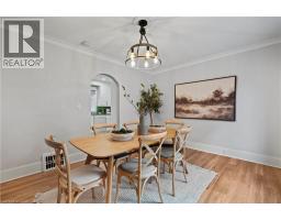 34 STIRLING Avenue N - 10