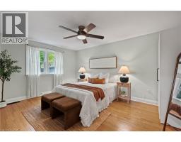 34 STIRLING Avenue N - 16