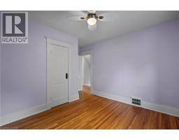 34 STIRLING Avenue N - 26