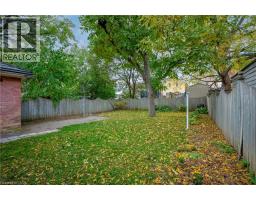 34 STIRLING Avenue N - 36