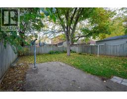 34 STIRLING Avenue N - 37