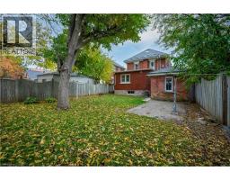 34 STIRLING Avenue N - 38