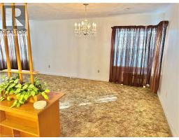 24 HUNT Street N - 10