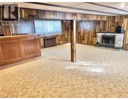 24 HUNT Street N - 22