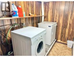 24 HUNT Street N - 27