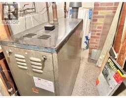 24 HUNT Street N - 29