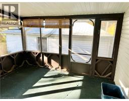 24 HUNT Street N - 3