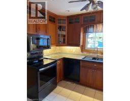 143 ST JAMES Street S - 10