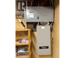 143 ST JAMES Street S - 28