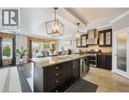 267 HARDCASTLE Drive - 10