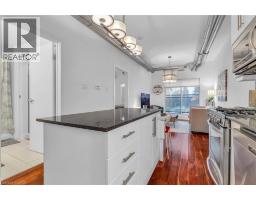 15 DEVITT Avenue S UnitNo. 302 - 13