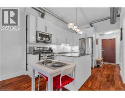 15 DEVITT Avenue S UnitNo. 302 - 9