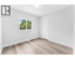 120 JANSEN Avenue - 18