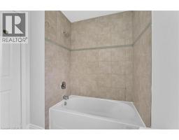 120 JANSEN Avenue - 23