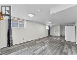 120 JANSEN Avenue - 26