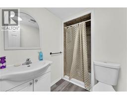 120 JANSEN Avenue - 29