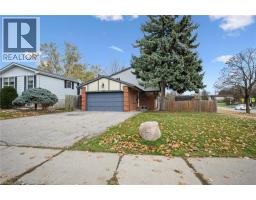 204 COUNTRY HILL Drive - 3