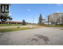 204 COUNTRY HILL Drive - 38