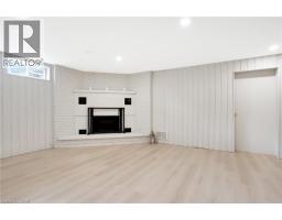 12 SYCAMORE Place - 33