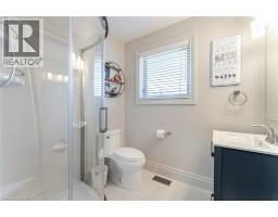 587 HILLCREST Road - 29