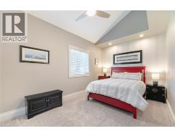 587 HILLCREST Road - 33