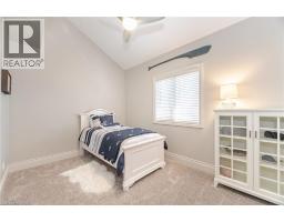 587 HILLCREST Road - 34