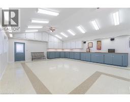 587 HILLCREST Road - 49