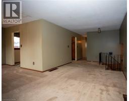 45 LAIRD Street - 11