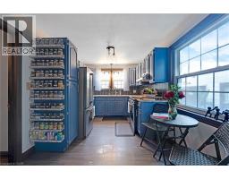 30 CENTRE Street - 10