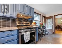 30 CENTRE Street - 11