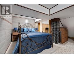 30 CENTRE Street - 22