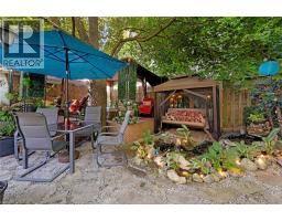 30 CENTRE Street - 26