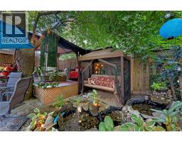 30 CENTRE Street - 27