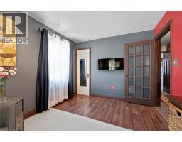 30 CENTRE Street - 5