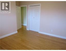 18 FOSTER Crescent - 15