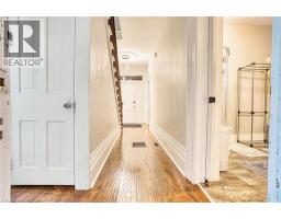 745 MAIN Street W - 16