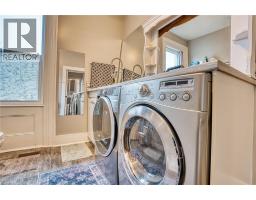 745 MAIN Street W - 18