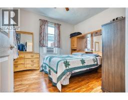 745 MAIN Street W - 23