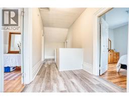 745 MAIN Street W - 31