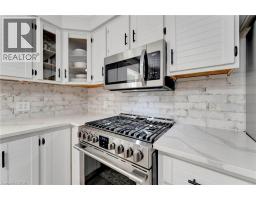 275 TALBOT Street N - 21