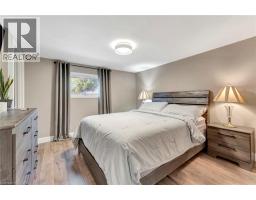 275 TALBOT Street N - 22