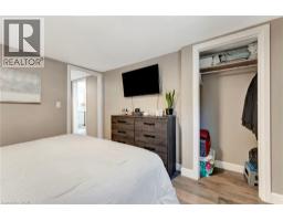 275 TALBOT Street N - 23