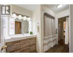 152 OXFORD Street - 18